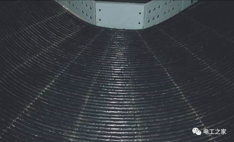 一條完成開關柜安裝,電纜橋架施工,電纜敷設及布線施工,照明配電箱施工