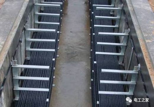 一條完成開關柜安裝,電纜橋架施工,電纜敷設及布線施工,照明配電箱施工