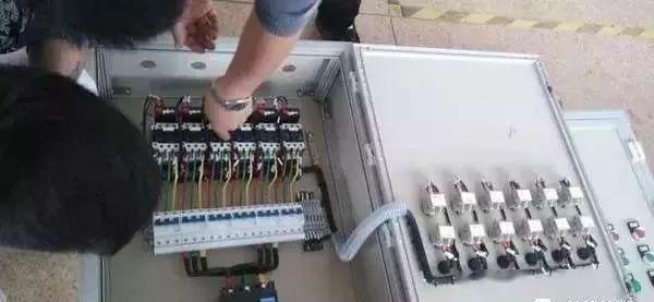 配電柜型號和內部結構分析,一篇文章就足夠了!