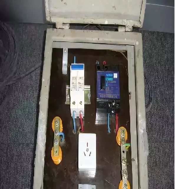 施工現場臨時用電配電箱及開關箱配置和使用說明,圖示詳圖