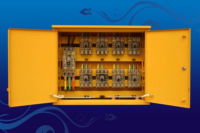 如何配置施工臨時(shí)用電配電箱(機(jī)柜)?圖片和文本的詳細(xì)分析!施工人員必需的